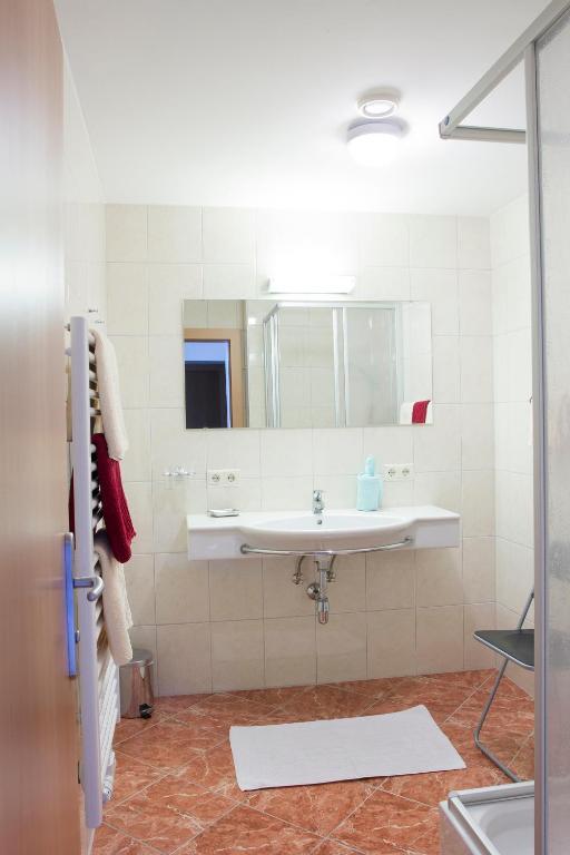 Haus Karoline Apartment อาเคนเคียร์ค ภายนอก รูปภาพ
