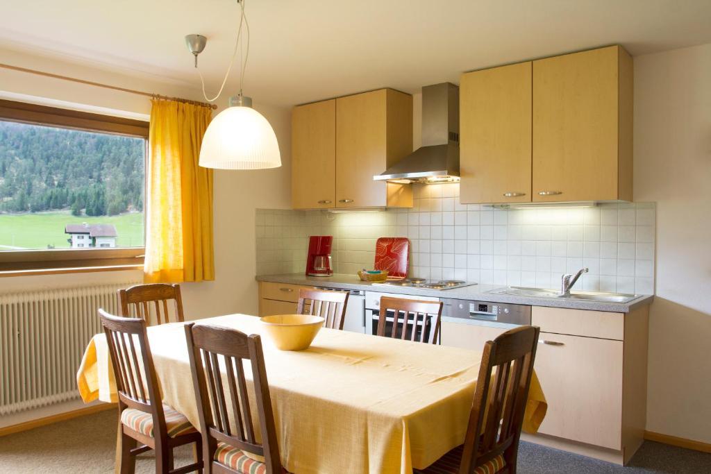Haus Karoline Apartment อาเคนเคียร์ค ภายนอก รูปภาพ